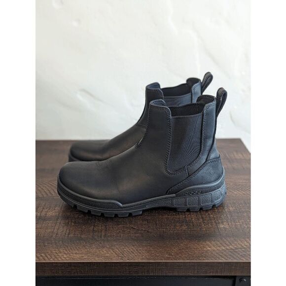Ecco Women's Track 25 Chelsea Black Leather Boots - Size 40 - 9/9.5 - Picture 2 of 10